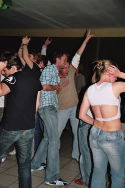 imm002_4.jpg