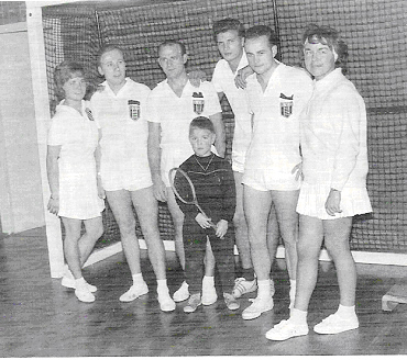Mannschaftsfoto 1964: Ulla Wegener, Wolfgang Klughardt, Friedel Meyer, Siegbert Hüske, Gerd Meyer, Helga Feierabend, Jürgen Meyer